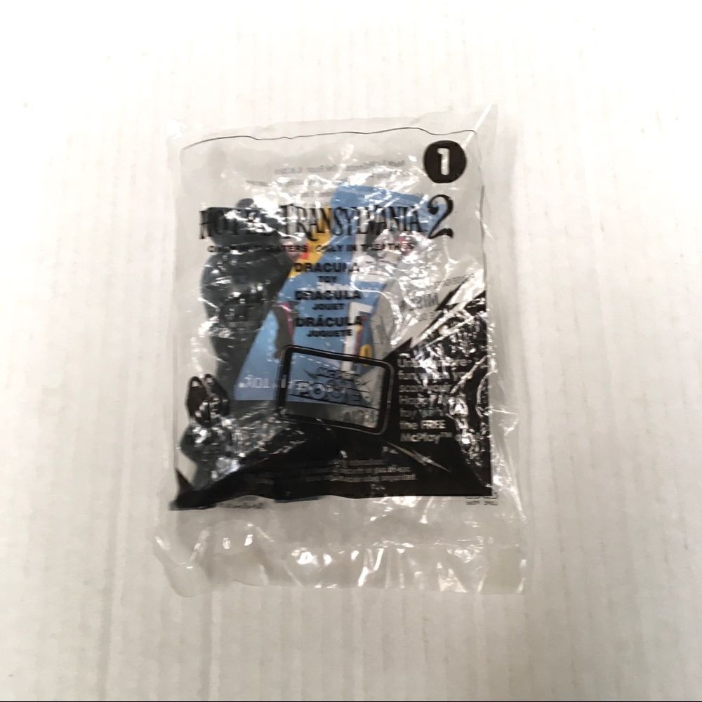 NIP McDonald’s toy Hotel Transylvania Dracula‎